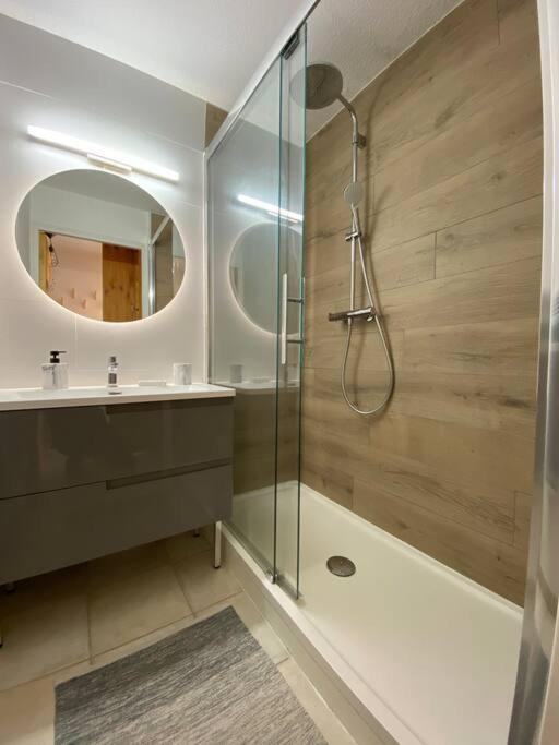 Appartement 4 Pers Grande Terrasse Vue Pistes Ski Saint-Chaffrey Exterior photo